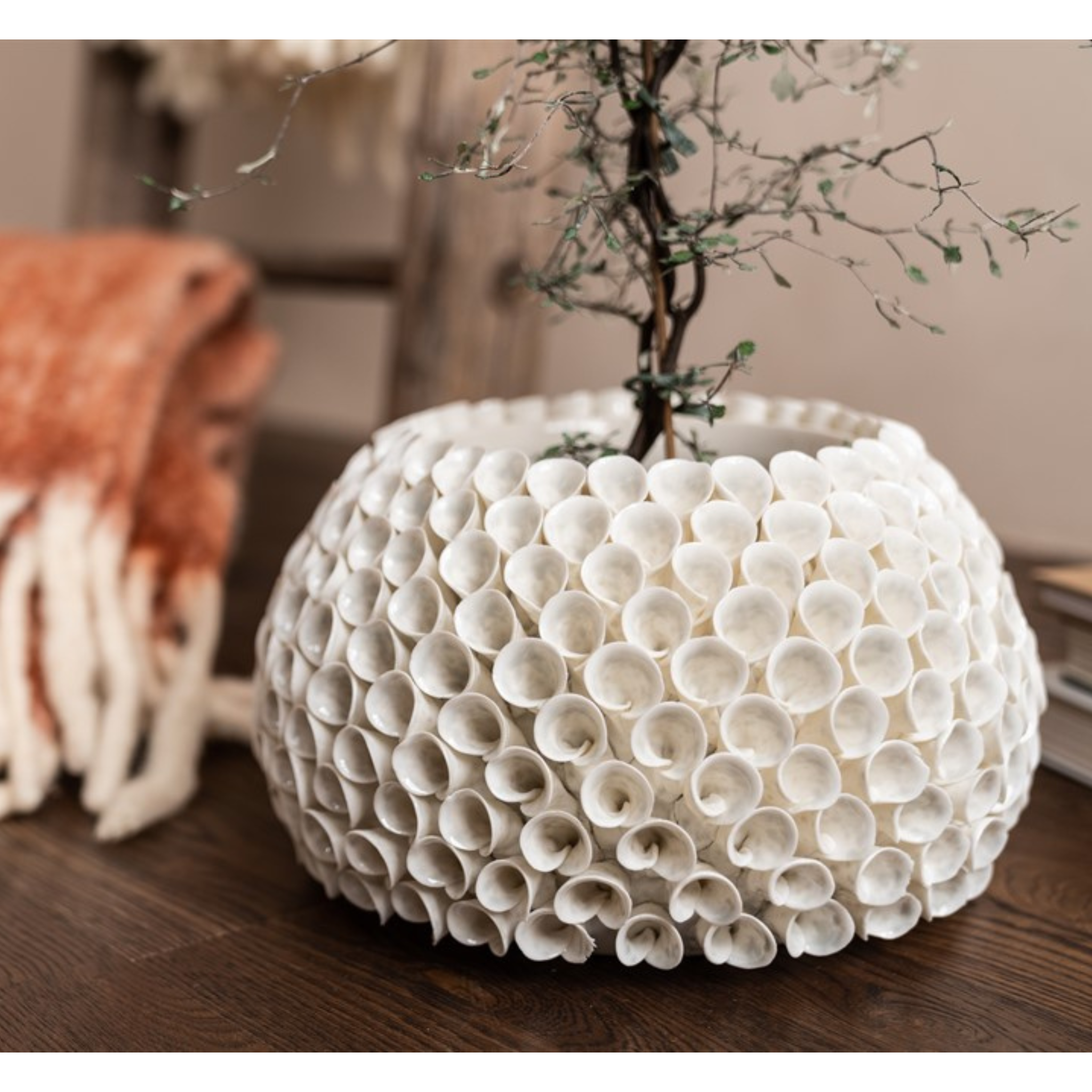 Mogihome Shelly Vase - Creme