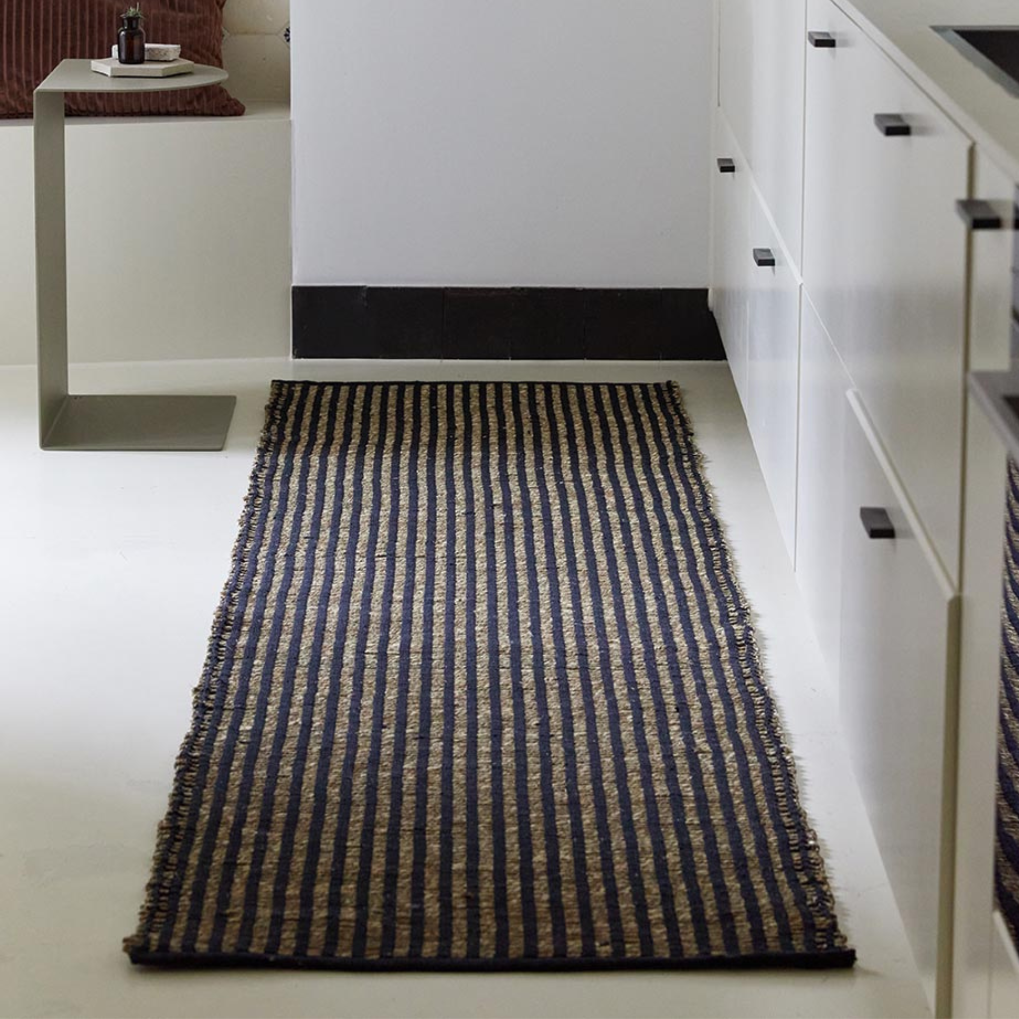 Liv Interior SAIGON Seagrass Tæpper 70 x 250 cm - Black